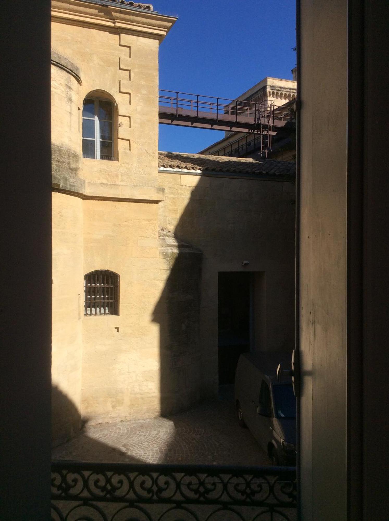 Me And Mrs Jones Suite Jacuzzi Hypercentre Montpellier Bagian luar foto